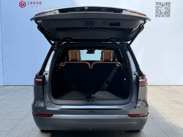 Li Auto ONE — Фото автомобиля 21