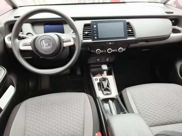 Honda Fit — Фото автомобиля 10