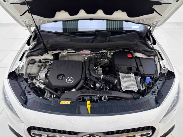 Mercedes-Benz GLA-Class — Фото автомобиля 7