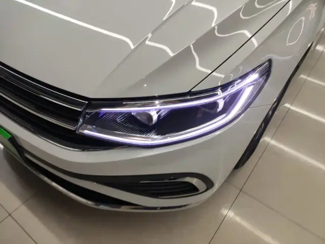 Volkswagen Bora — Фото автомобиля 23