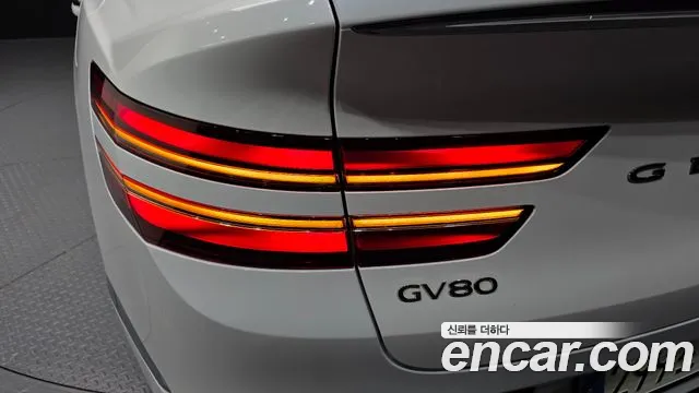 Genesis GV80 — Фото автомобиля 18