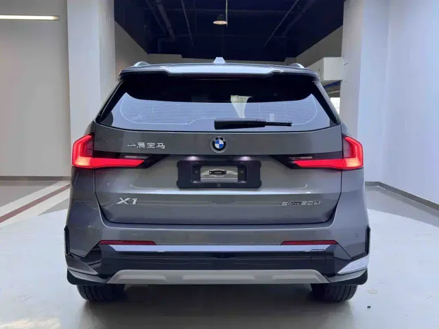 BMW X1 — Фото автомобиля 5