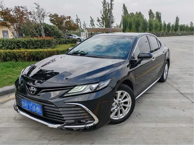Фотография автомобиля — Toyota Camry