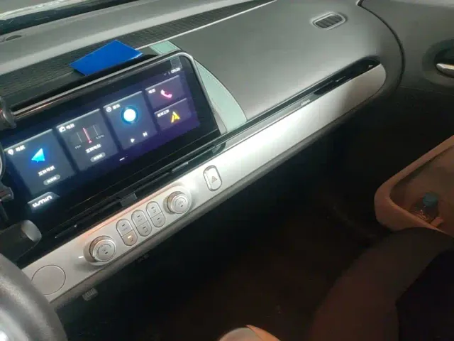 Changan Lumin — Фото автомобиля 12