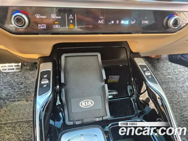 Kia Sorento — Фото автомобиля 10
