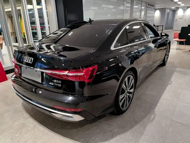 Audi A6L — Фото автомобиля 6