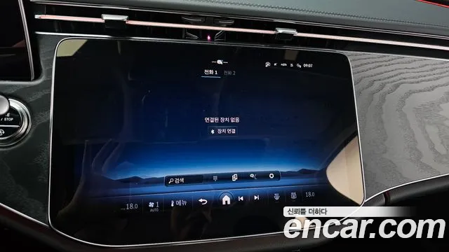 Mercedes-Benz E-Class — Фото автомобиля 17