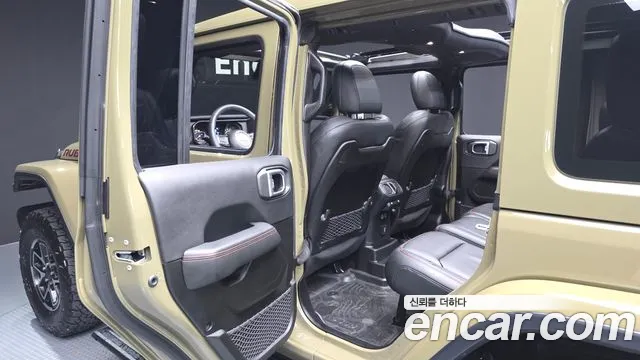 Jeep Wrangler JL — Фото автомобиля 16