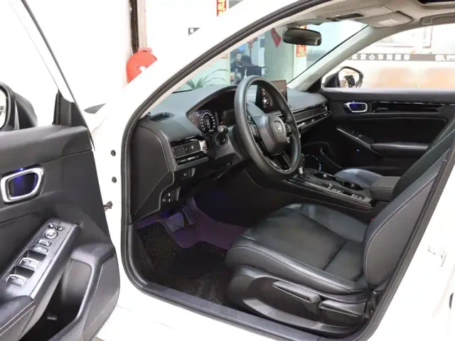 Honda Civic — Фото автомобиля 9