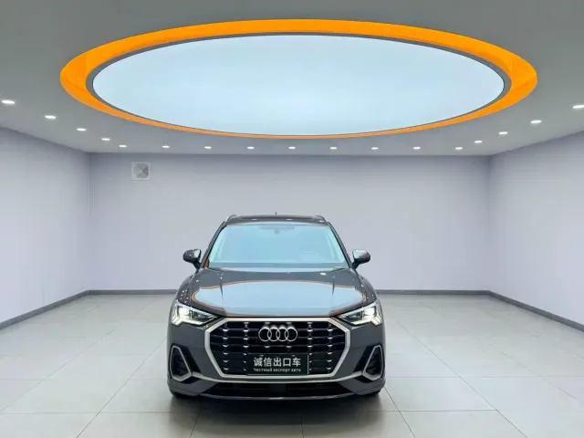 Audi Q3 — Фото автомобиля 2