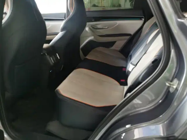 BYD Song PLUS — Фото автомобиля 11