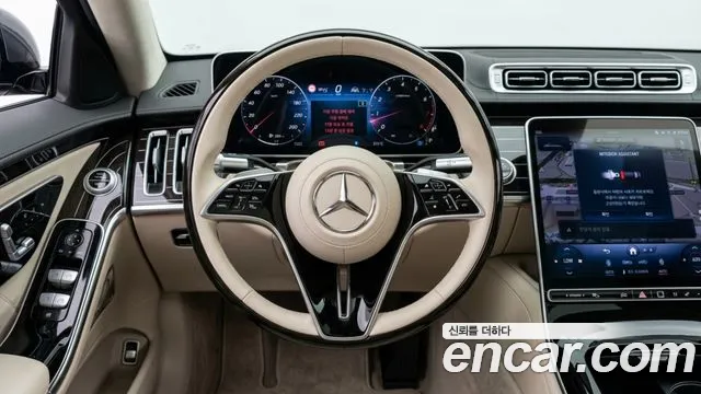 Mercedes-Benz S-Class — Фото автомобиля 11