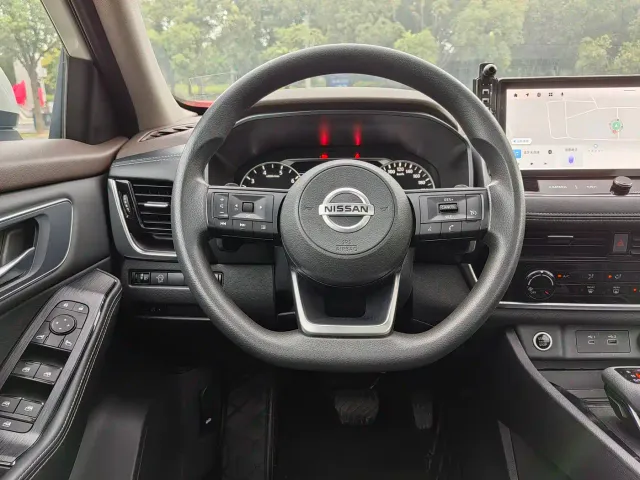 Nissan X-Trail — Фото автомобиля 27