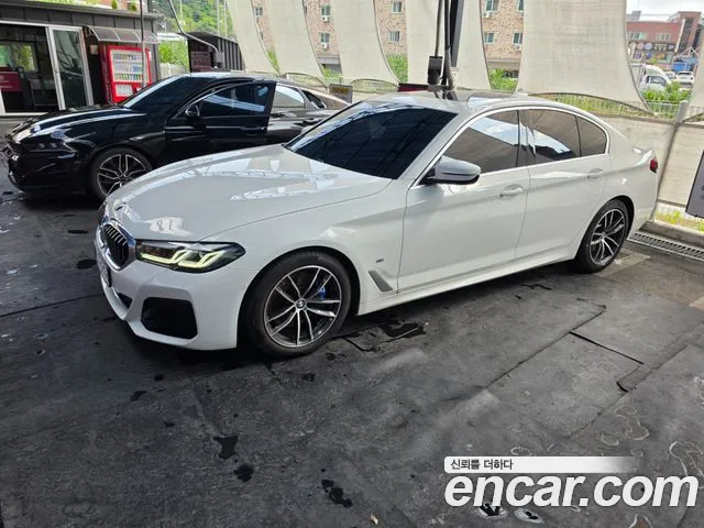 BMW 5 Series G30 — Фото автомобиля 6