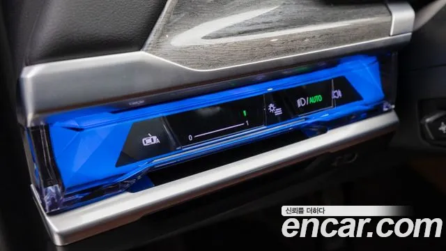 BMW i7 — Фото автомобиля 14