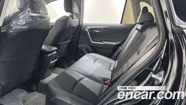 Toyota RAV4 5th Gen — Фото автомобиля 25
