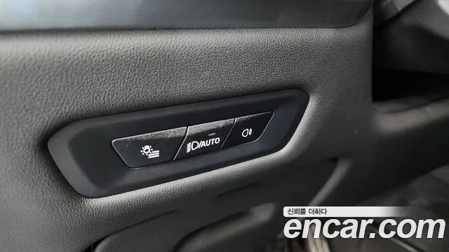 BMW X6 xDrive40i M Sport — Фото автомобиля 5