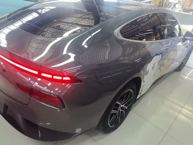 Xpeng P7 — Фото автомобиля 6