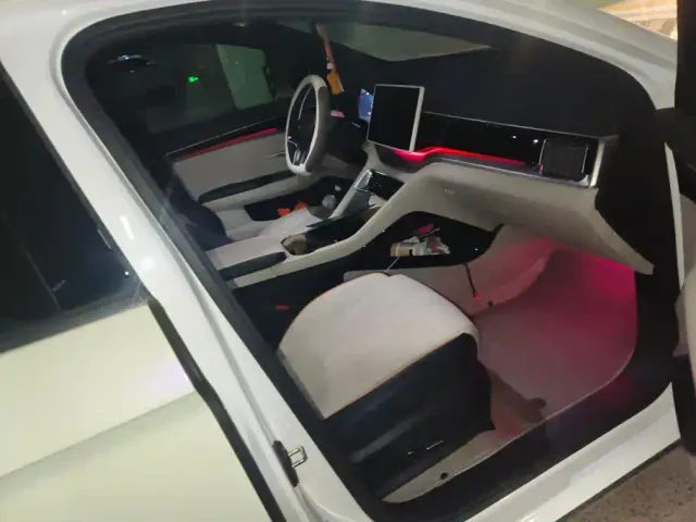 BYD Song PLUS — Фото автомобиля 8