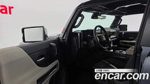 GMC Hummer EV — Фото автомобиля 10