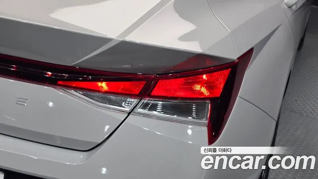 Hyundai AVANTE Новый Avante (CN7) — Фото автомобиля 21