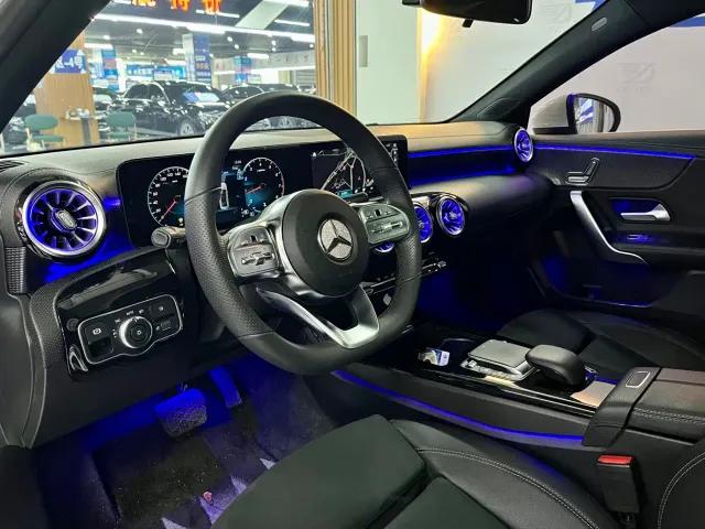 Mercedes-Benz A-Class — Фото автомобиля 8
