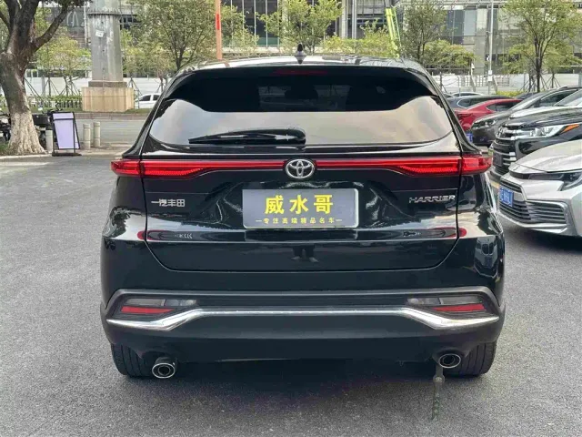 Toyota Harrier — Фото автомобиля 6