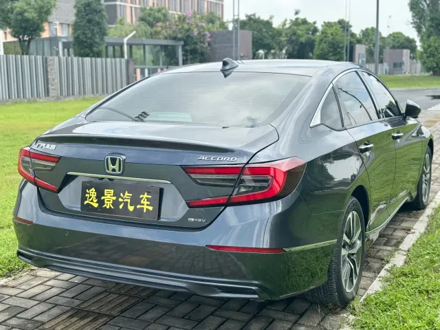 Honda Accord — Фото автомобиля 15