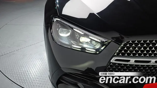 Mercedes-Benz GLE-Class — Фото автомобиля 17