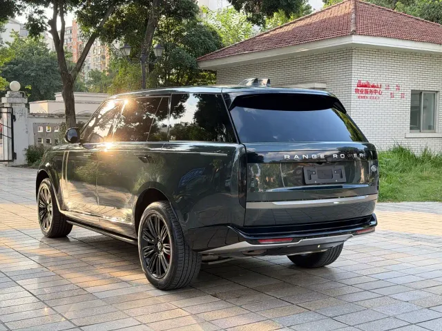 Land Rover Range Rover — Фото автомобиля 8