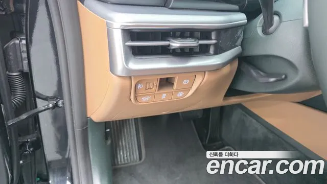 Hyundai Grandeur GN7 — Фото автомобиля 12