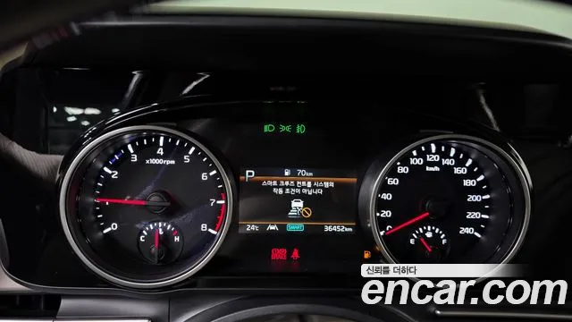 Kia Canival Carnival 4 поколение Бензин 9 мест Prestige — Фото автомобиля 7