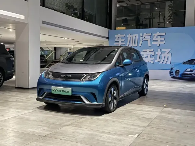 Фотография автомобиля — BYD Dolphin