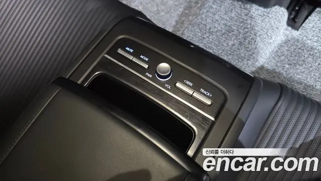 Hyundai Grandeur — Фото автомобиля 8