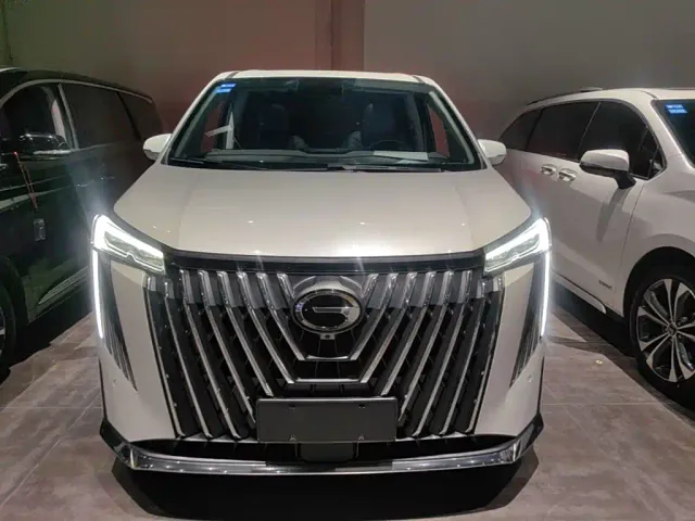 GAC Trumpchi M8 — Фото автомобиля 2