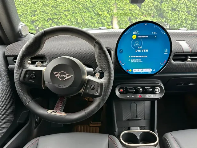 MINI Hatch — Фото автомобиля 17