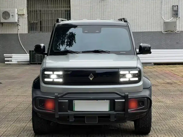 Baojun Yep — Фото автомобиля 9