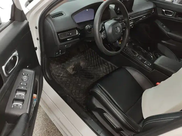 Honda Civic — Фото автомобиля 15