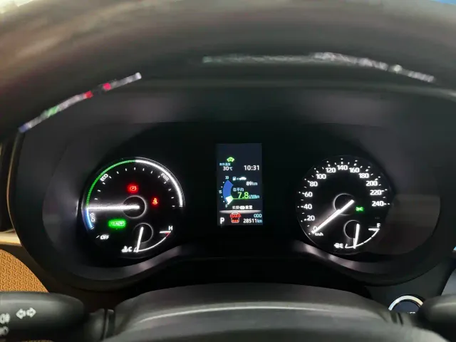 Toyota Sienna — Фото автомобиля 6
