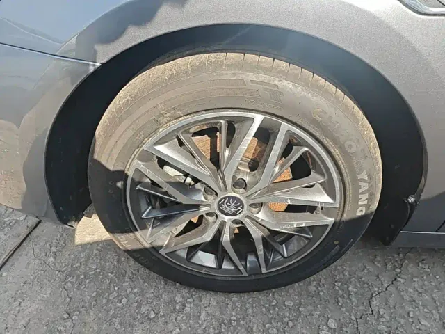 BYD Qin PLUS — Фото автомобиля 22