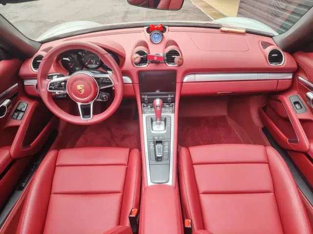 Porsche 718 — Фото автомобиля 5
