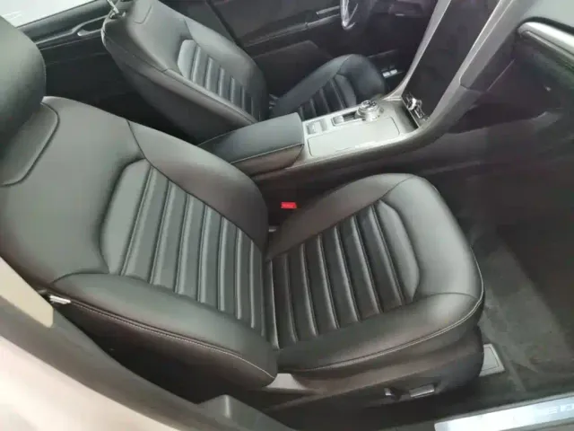 Ford Mondeo — Фото автомобиля 24