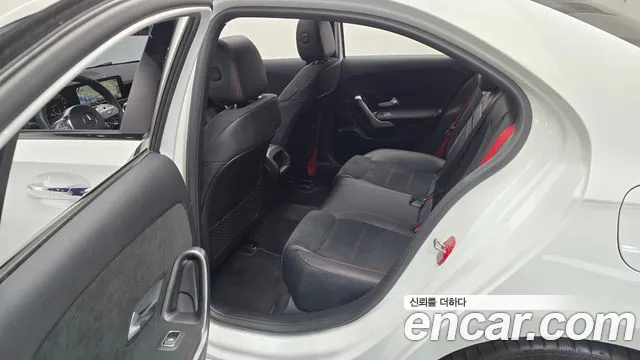 Mercedes-Benz A-Class W177 — Фото автомобиля 17