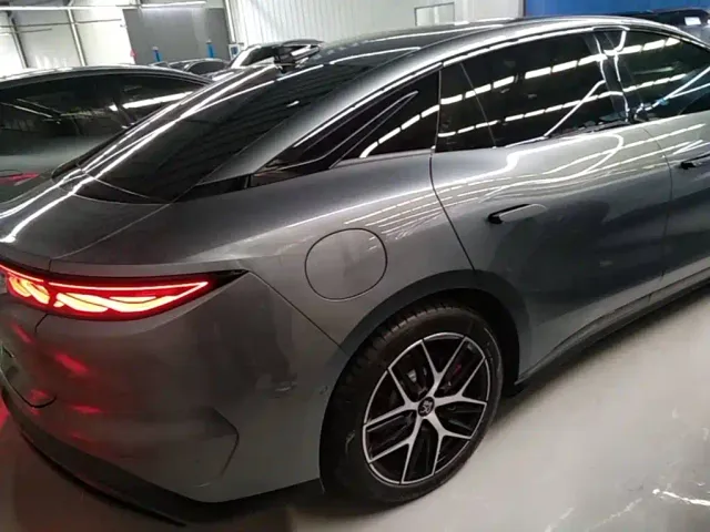 BYD Han L — Фото автомобиля 6