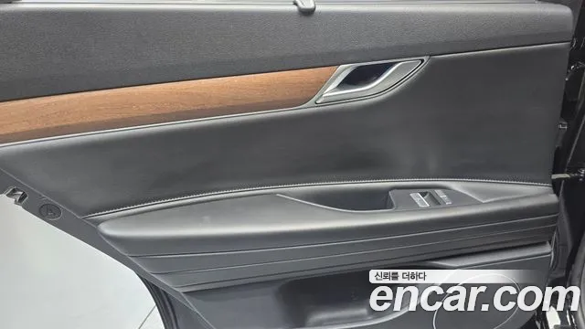 Genesis G80 RG3 — Фото автомобиля 14