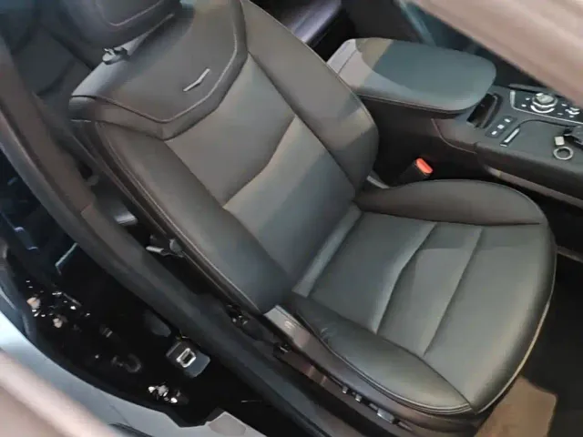 Cadillac XT5 — Фото автомобиля 24