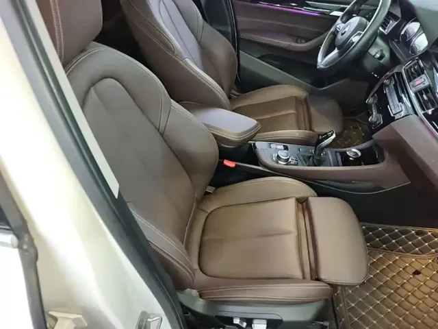 BMW X1 — Фото автомобиля 24