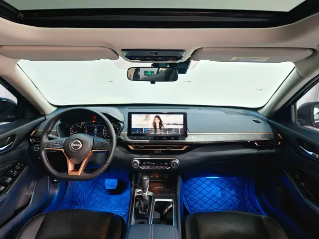 Nissan Teana — Фото автомобиля 6