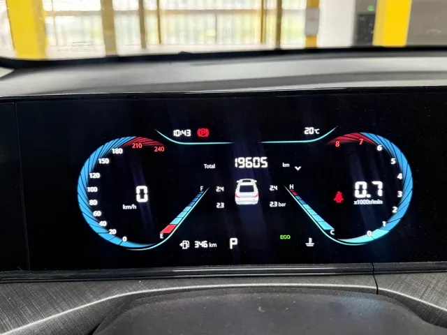 Changan Eado — Фото автомобиля 12