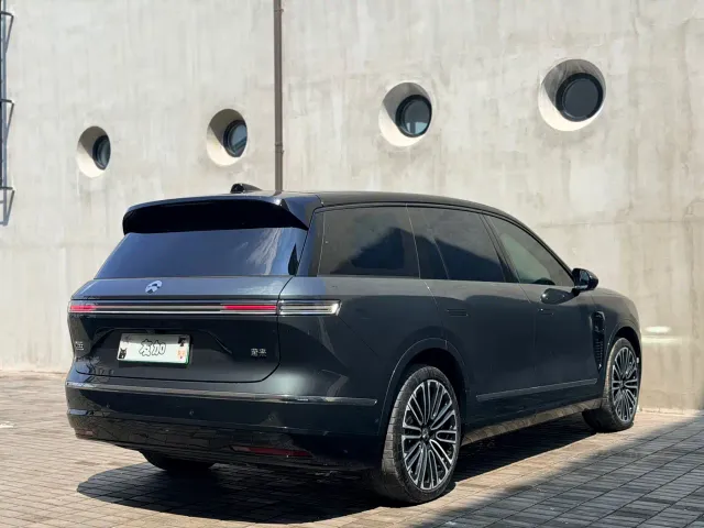 Nio ES8 — Фото автомобиля 5